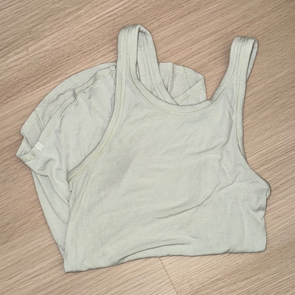 Lululemon super soft tank
